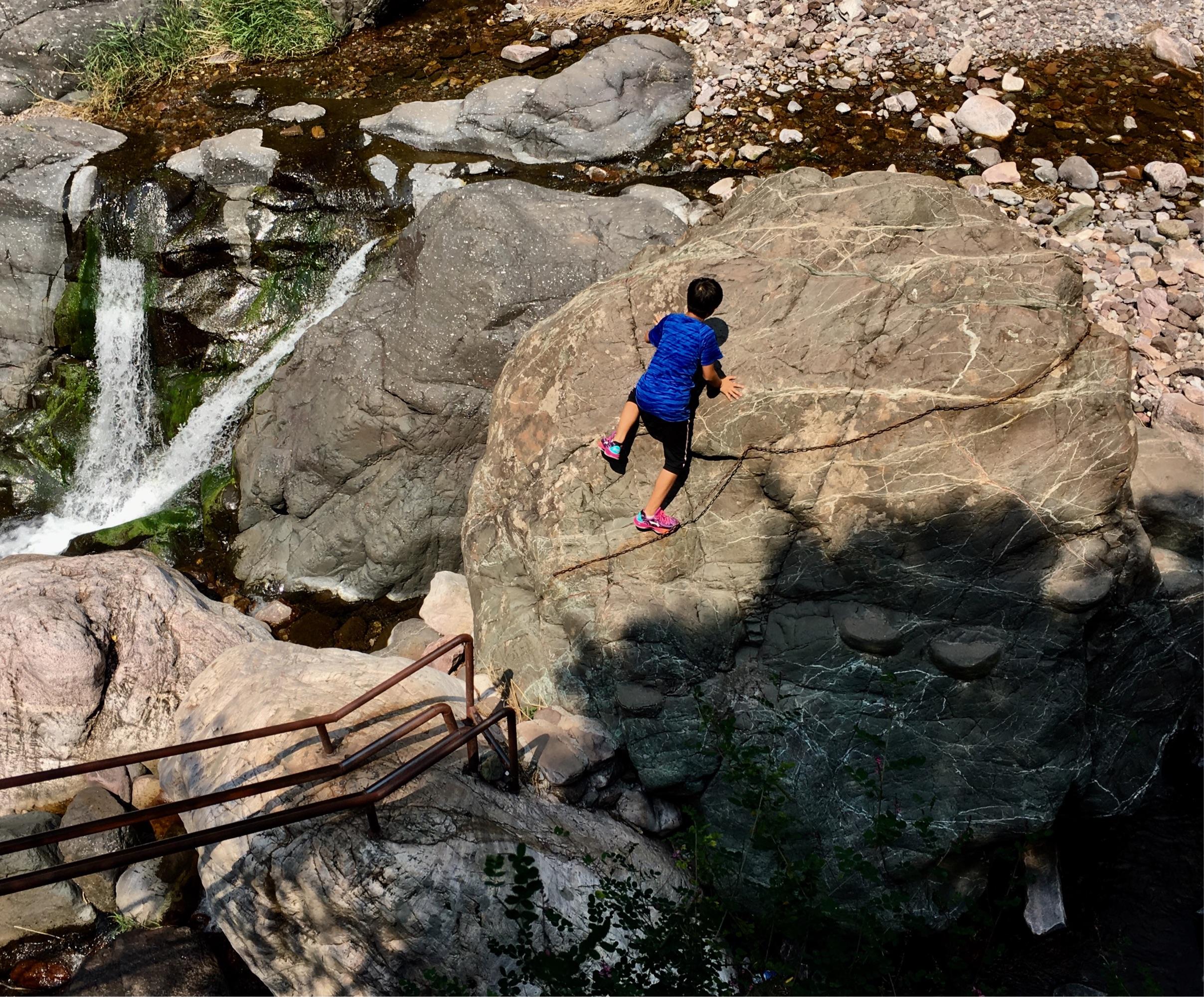 河南爬山景点 河南旅游爬山景点哪个好