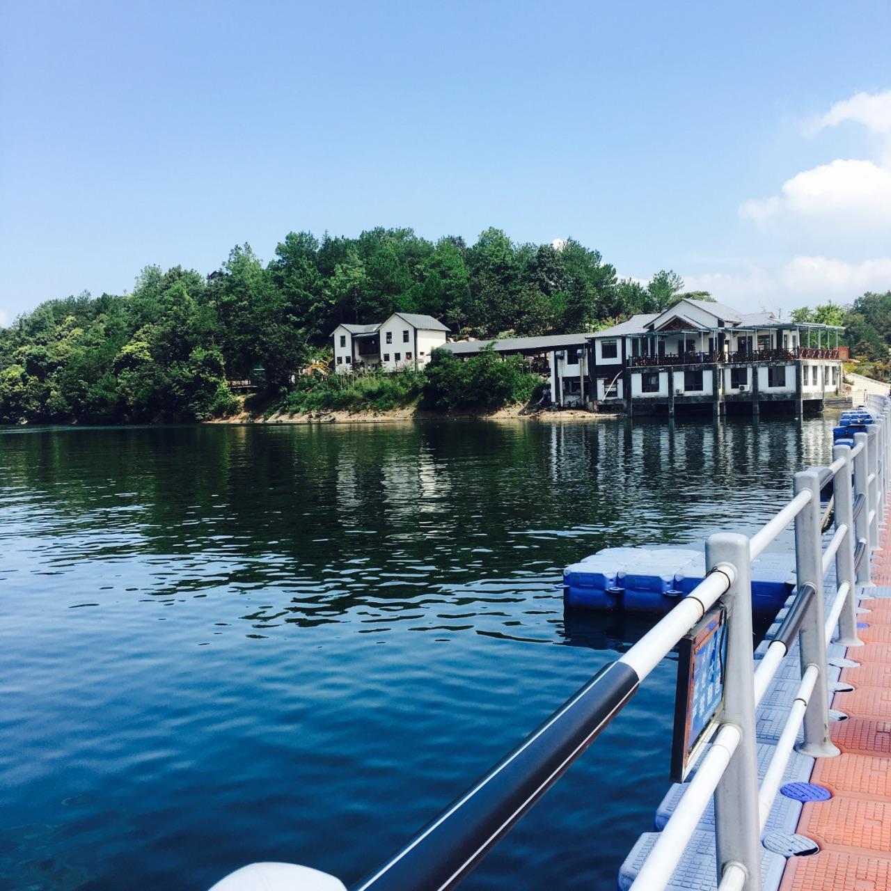 鲍冲湖风景区 鲍冲湖风景区属于哪里