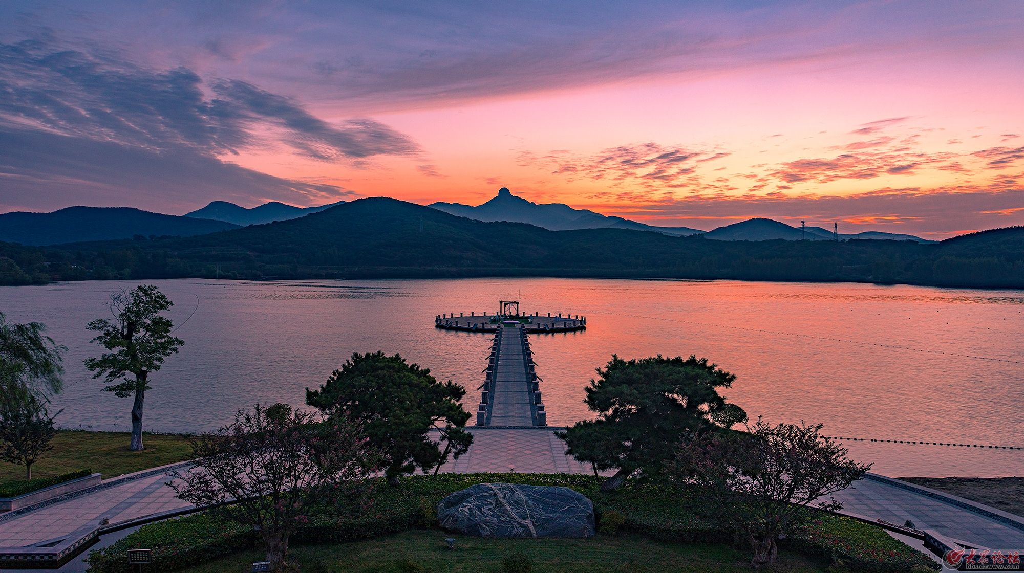 五莲松月湖风景 五莲县松柏镇松月湖