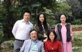 华为老总妻子简历 华为老总的老丈人是谁